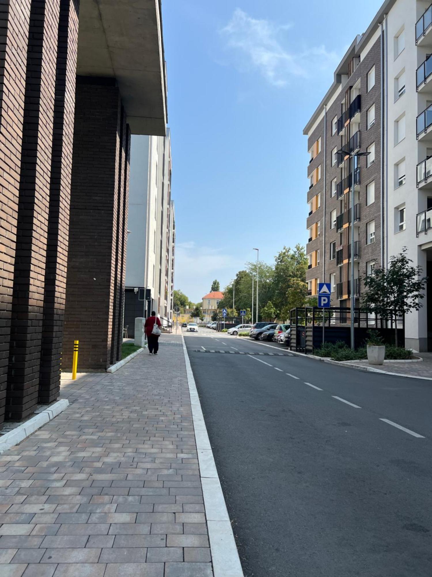 Delete 5 - Zemunske Kapije Daire Belgrad Dış mekan fotoğraf