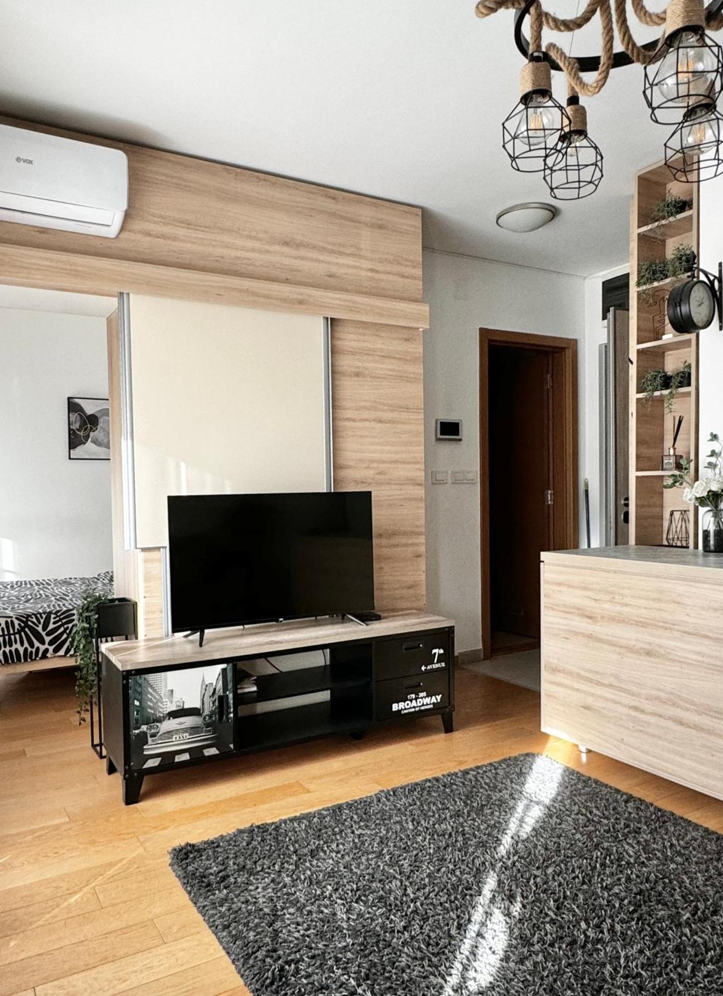 Delete 5 - Zemunske Kapije Daire Belgrad Dış mekan fotoğraf